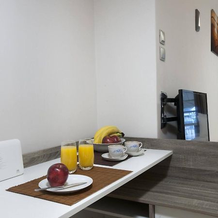 Studio Next To Agios Nikolaos Church Афины Экстерьер фото